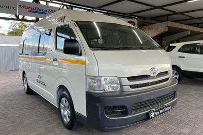 Used Toyota Quantum 2.7 Sesfikile 15-seat for sale in Eastern Cape ...