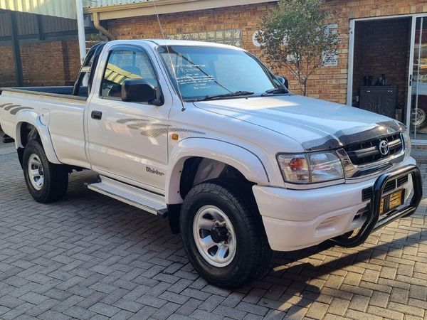 Used Toyota Hilux 3.0 KZ-TE Raider Raised Body Single-Cab for sale in ...