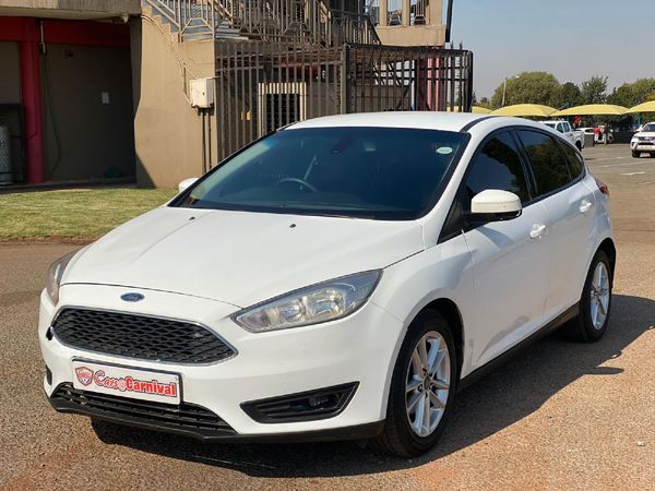 2018 Ford Focus 1.0 Ecoboost: Überraschend Sparsam & Wendig? - k3r8y3m