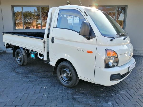 Used Hyundai H100 Bakkie 2.6D Dropside for sale in Eastern Cape - Cars ...