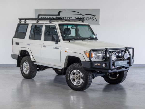 Used Toyota Land Cruiser 76 4.2 D Station Wagon for sale in Gauteng ...