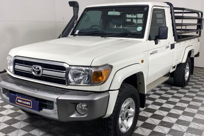 Used Toyota Land Cruiser 79 4.2 D Single-Cab for sale in Gauteng - Cars ...