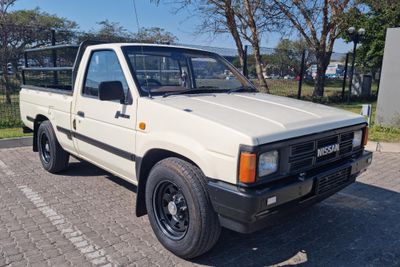 Used Nissan 1-Tonner 2.5 D LWB Single-Cab for sale in Mpumalanga - Cars ...