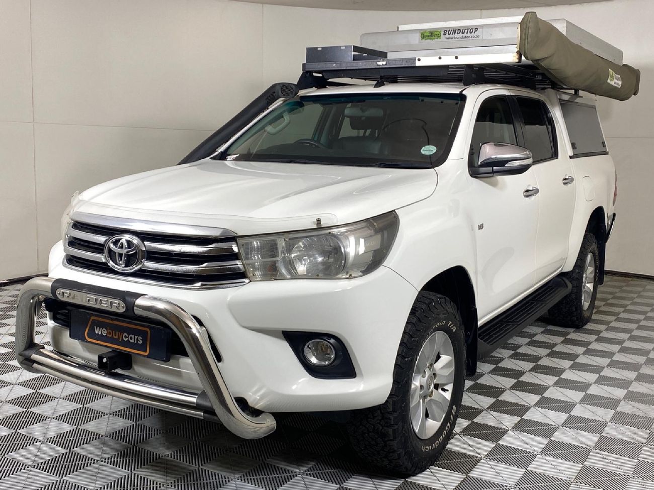 Used Toyota Hilux 4.0 V6 Raider 4x4 Double-Cab Auto For Sale In Gauteng ...