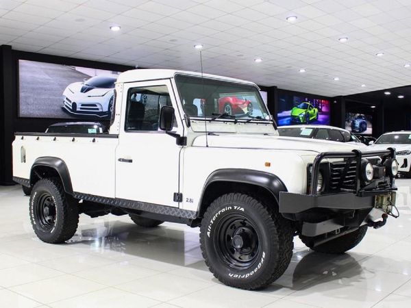 Used Land Rover Defender 110 2.8i Single-Cab for sale in Gauteng - Cars ...