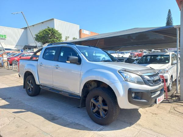 Used Isuzu Kb 300 D-teq Lx Auto Double-cab For Sale In Kwazulu Natal 