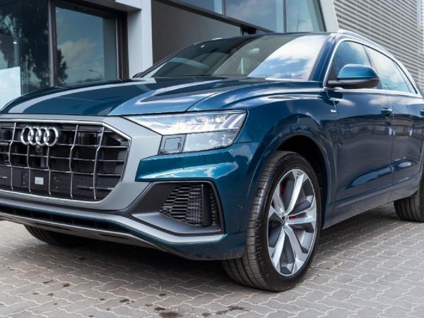 New Audi Q8 55 TFSI quattro Auto for sale in Gauteng - Cars.co.za (ID ...