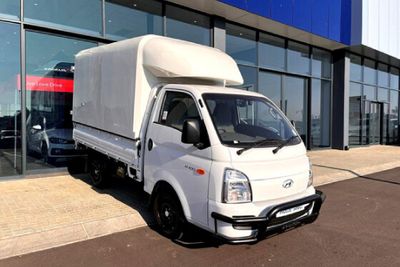 Used Hyundai H100 Bakkie 2.6D Dropside for sale in Gauteng - Cars.co.za ...