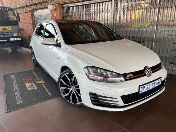 Used Volkswagen Golf VII GTI 2.0 TSI Auto for sale in Gauteng - Cars.co ...