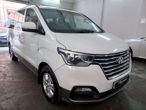 Used Hyundai H-1 2.5 CRDi Elite Auto 12-seat for sale in Gauteng - Cars ...