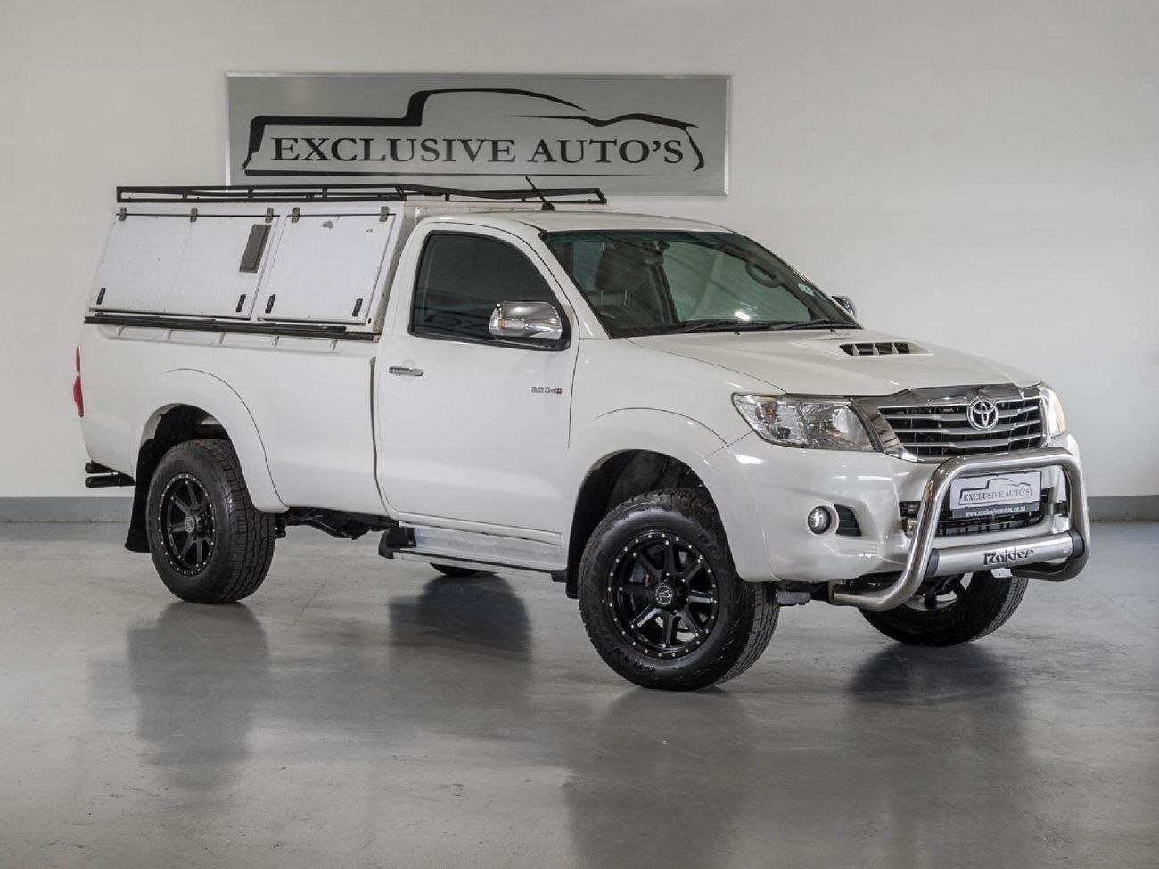 Used Toyota Hilux 3.0 D-4D Raider 4x4 Single-Cab For Sale In Gauteng ...