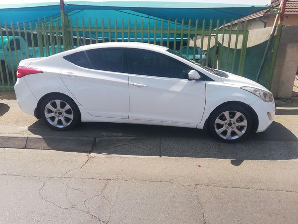 used-hyundai-elantra-1-8-gls-executive-auto-for-sale-in-gauteng