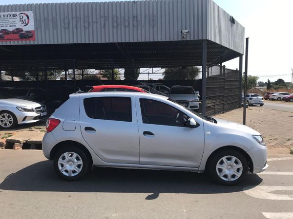 Used Renault Sandero 1.4 Ambiance for sale in Gauteng - Cars.co.za (ID ...