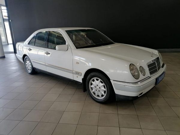 Used Mercedes-Benz E-Class E 230 Auto for sale in Gauteng - Cars.co.za ...