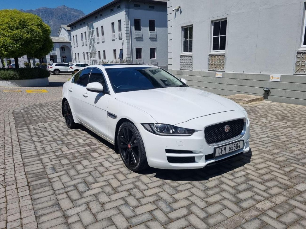 Used Jaguar XE 2.0D Portfolio Auto For Sale In Western Cape - Cars.co ...