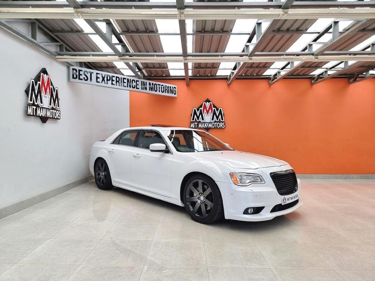 Used Chrysler 300C SRT8 For Sale In Gauteng - Cars.co.za (ID::8388335)