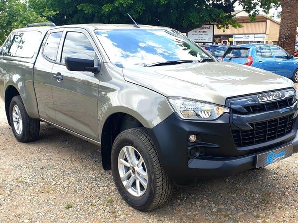 CARS IN SWELLENDAM WESTERN CAPE visual data 8