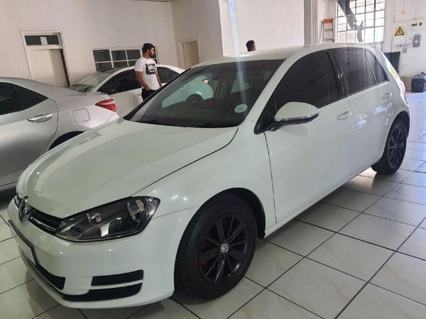 Used Volkswagen Polo 1.4 Trendline for sale in Kwazulu Natal - Cars.co ...