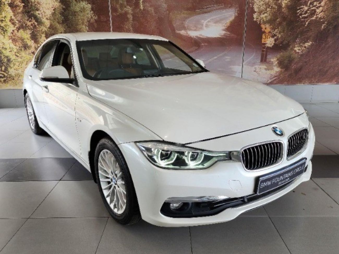 Used BMW 3 Series 320i Luxury Line Auto For Sale In Gauteng - Cars.co ...