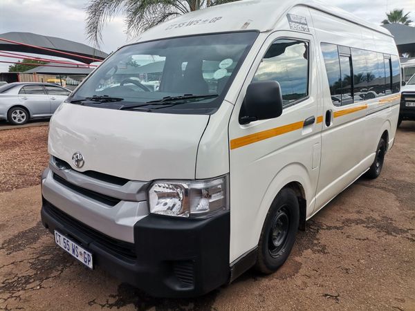 Used Toyota Quantum 2.7 Sesfikile 16-seat for sale in Gauteng - Cars.co ...