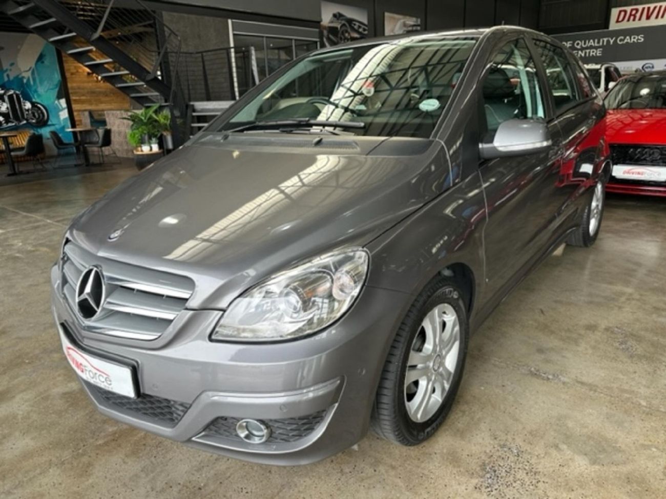 Used Mercedes-Benz B-Class B 180 Auto For Sale In Western Cape - Cars ...