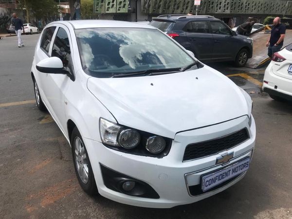 Used Chevrolet Sonic 1.4 LS Hatch for sale in Gauteng - Cars.co.za (ID ...