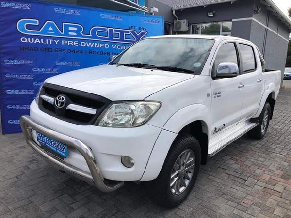 Used Toyota Hilux 2.7 VVTi Raider Raised Body Double-Cab for sale in ...