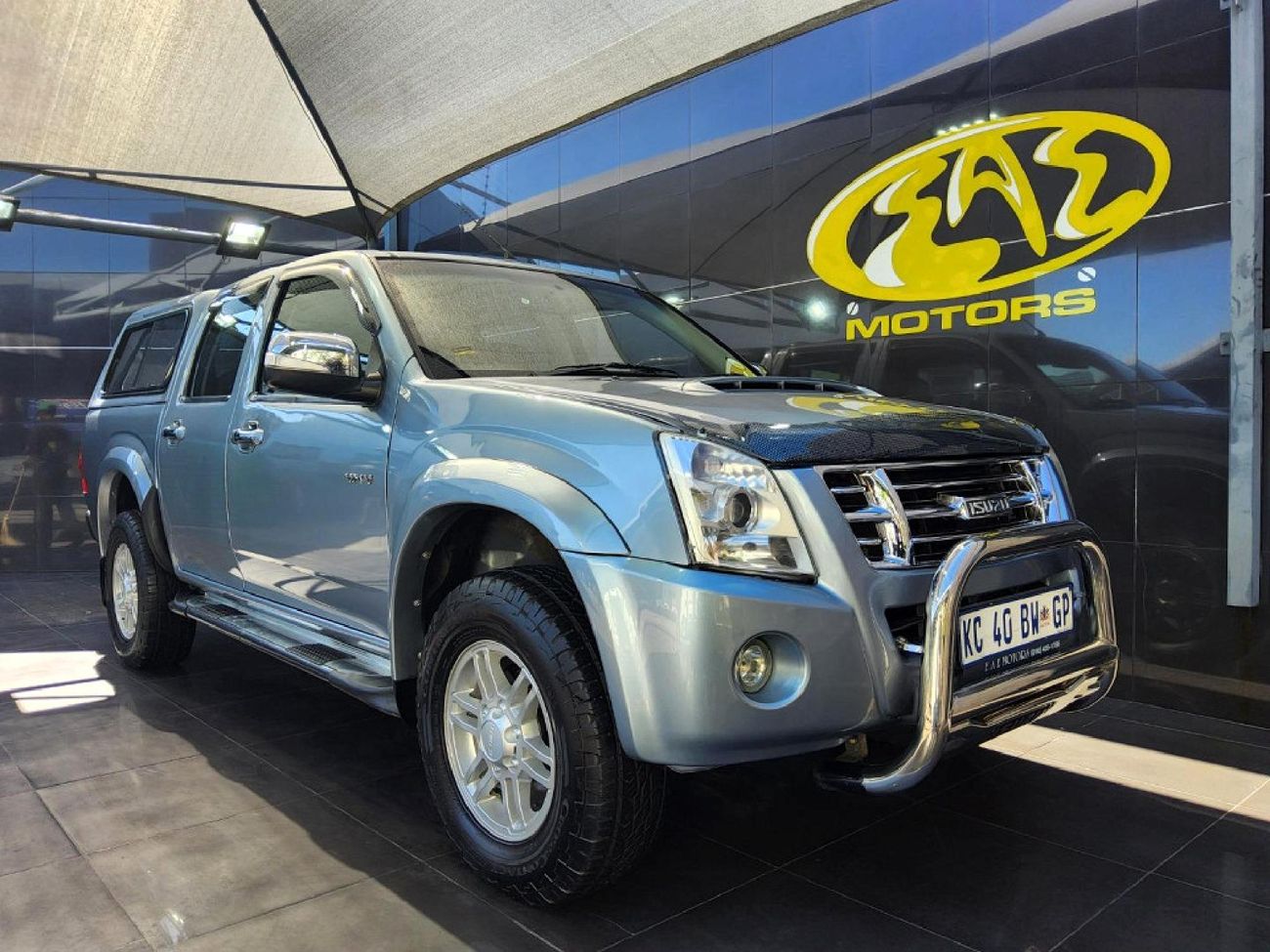 2013-Isuzu-KB-300-D-Teq-LX-
