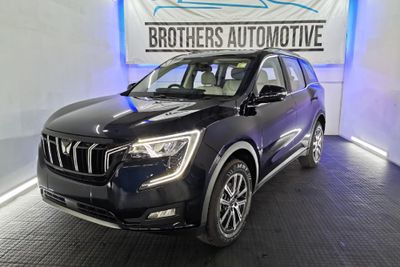 New Mahindra XUV 700 2.0 AX7 Auto 7-Seat for sale in Gauteng - Cars.co ...