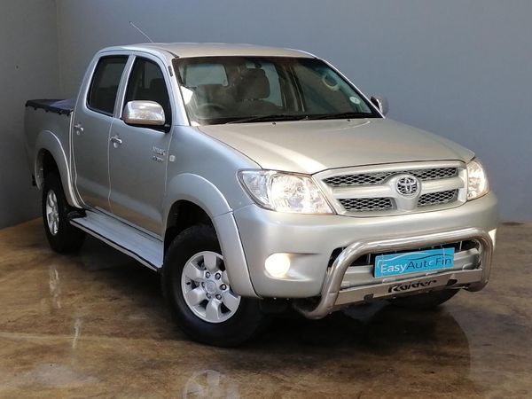 Used Toyota Hilux 2.7 VVTi Raider Double-Cab for sale in Gauteng - Cars ...