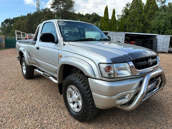 Used Toyota Hilux 3.0 KZ-TE Raider Raised Body Single-Cab for sale in ...