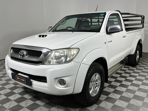 Used Toyota Hilux 3.0 D-4D Raider Raised Body Single-Cab for sale in ...