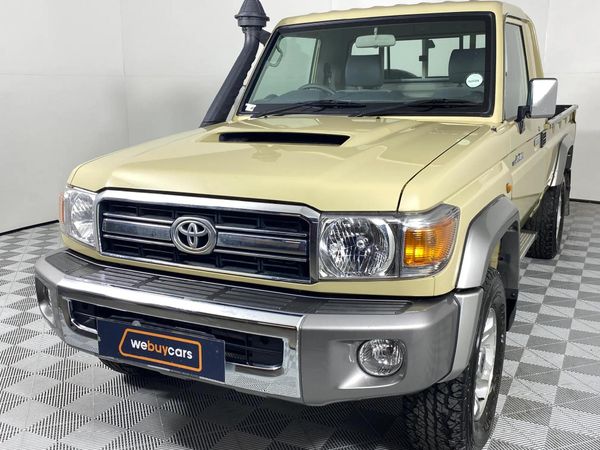 Used Toyota Land Cruiser 70 4.5 D Single-Cab for sale in Gauteng - Cars ...