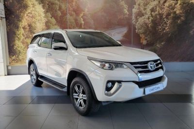 Used Toyota Fortuner 2.4 GD-6 Raised Body Auto for sale in Gauteng ...