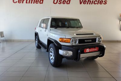Used Toyota FJ Cruiser 4.0 V6 for sale in North West Province - Cars.co ...