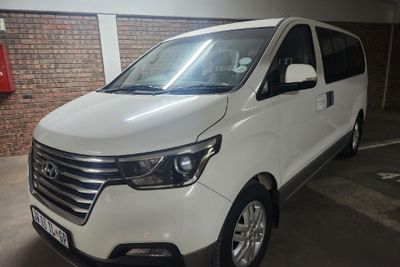 Used Hyundai H-1 2.5 CRDi Elite Auto 12-seat for sale in Gauteng - Cars ...