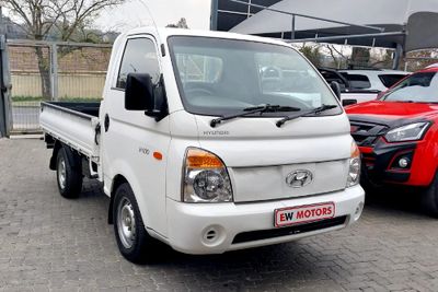 Used Hyundai H100 Bakkie 2.6i D Dropside for sale in Gauteng - Cars.co ...