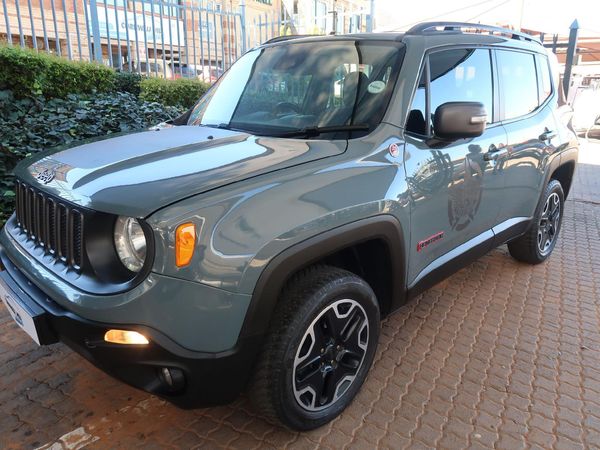 Used Jeep Renegade 2.4 Trailhawk Auto for sale in Gauteng - Cars.co.za ...