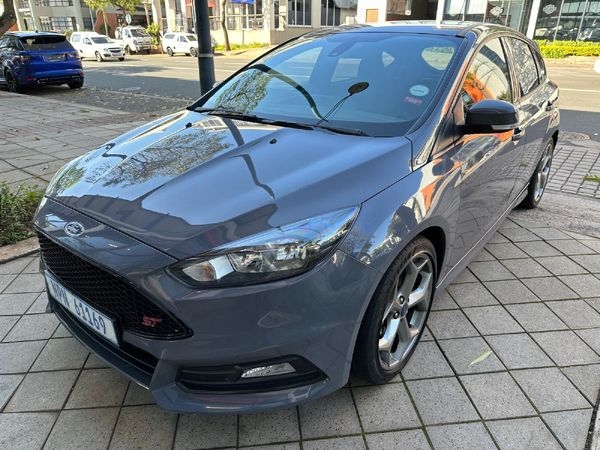 Used Ford Focus 2.0 EcoBoost ST1 for sale in Gauteng - Cars.co.za (ID ...