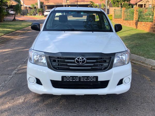 Used Toyota Hilux 2.0 VVTi Single-Cab for sale in Gauteng - Cars.co.za ...