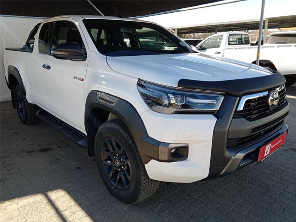 Used Toyota Hilux 2.8 GD-6 Raised Body Legend Extended Cab for sale in ...