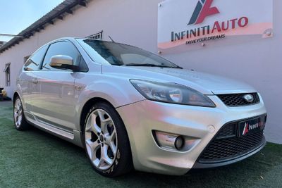Used Ford Focus 2.5 ST 3-dr for sale in Gauteng - Cars.co.za (ID::8928560)