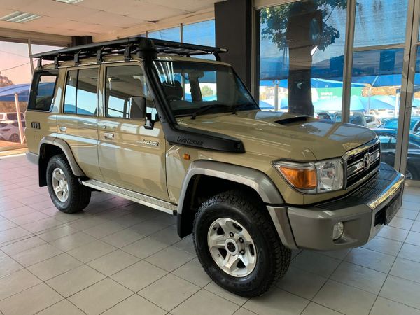 Used Toyota Land Cruiser 76 4.5 D V8 Station Wagon for sale in Gauteng ...