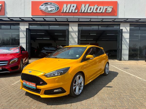 Used Ford Focus 2.0 EcoBoost ST3 for sale in Gauteng - Cars.co.za (ID ...