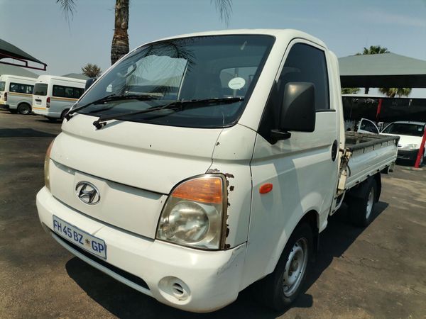 Used Hyundai H100 Bakkie 2.6i D Dropside for sale in Gauteng - Cars.co ...