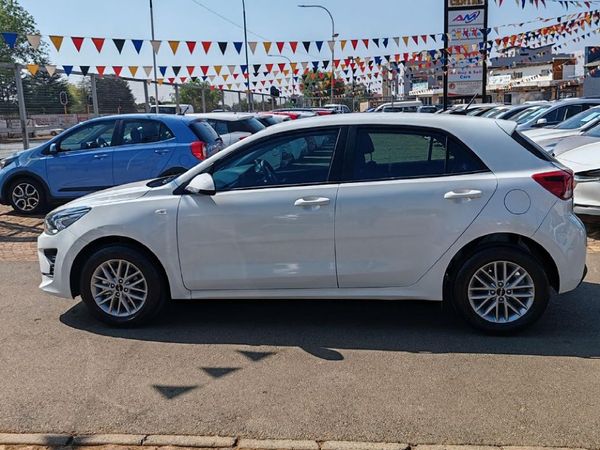 Used Kia Rio 1.4 LS 5-dr Auto for sale in Gauteng - Cars.co.za (ID ...