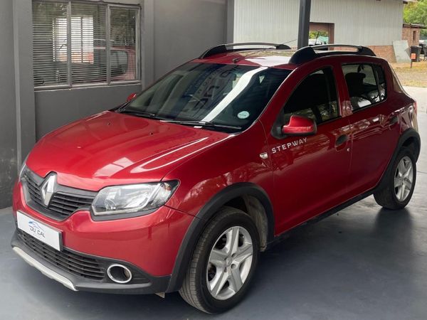 Used Renault Sandero 1.6 Stepway for sale in North West Province - Cars ...