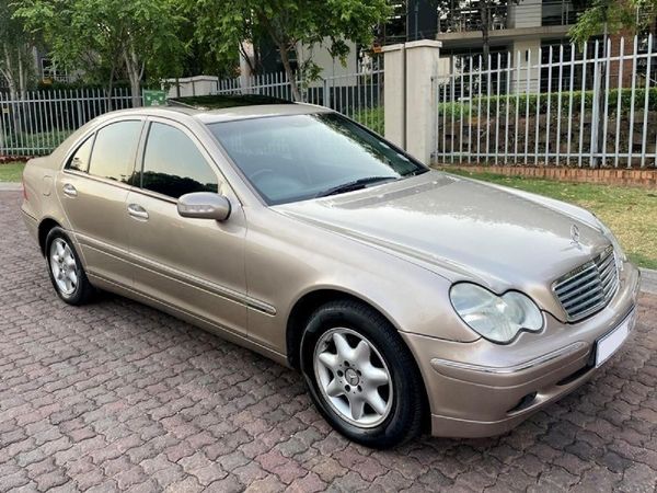 Used Mercedes-Benz C-Class C 200K Elegance Auto for sale in Gauteng ...