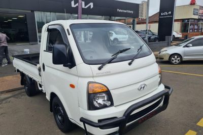 Used Hyundai H100 Bakkie 2.6D Dropside for sale in Kwazulu Natal - Cars ...