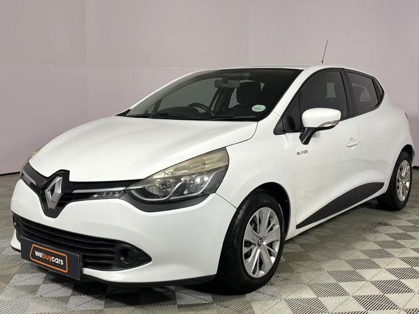 Used Renault Clio IV 900T Blaze Limited Edition 5-dr (66kW) for sale in ...